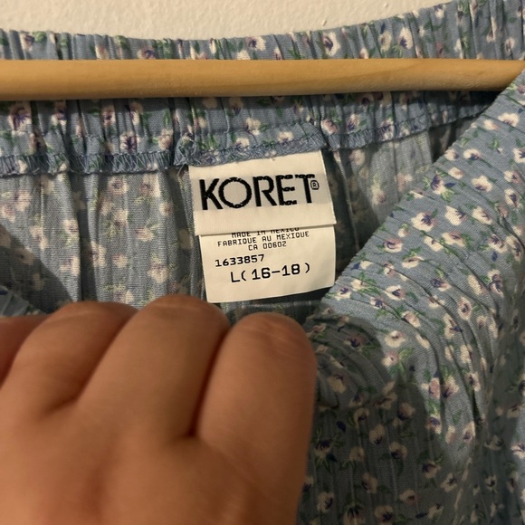 Never worn, vintage KORET Flowy skirt - Picture 3 of 5